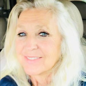 Meet your Posher, Jeanne